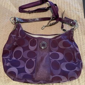 Coach hobo bag with shoulder straps